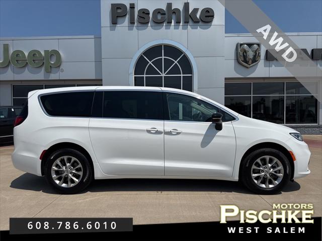 2024 Chrysler Pacifica Touring L AWD