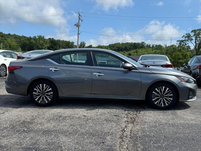 2023 Nissan Altima SV FWD