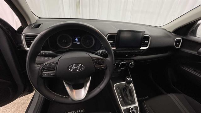 2022 Hyundai Venue SEL