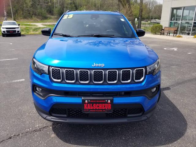 2023 Jeep Compass Latitude Lux FWD
