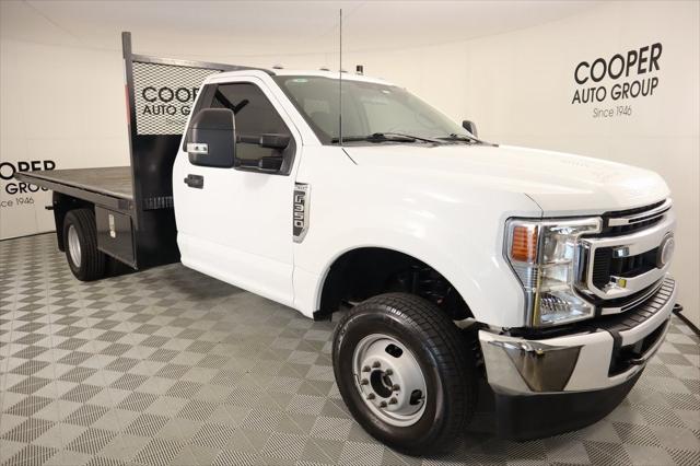 2022 Ford F-350 Chassis XLT