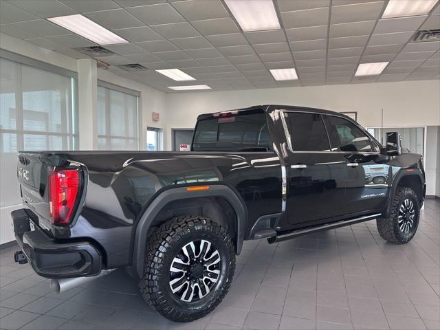 2023 GMC Sierra 2500HD 4WD Crew Cab Standard Bed Denali