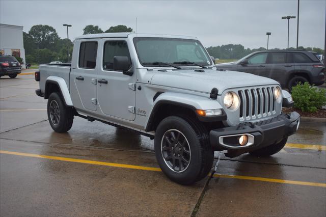 2023 Jeep Gladiator Overland 4x4
