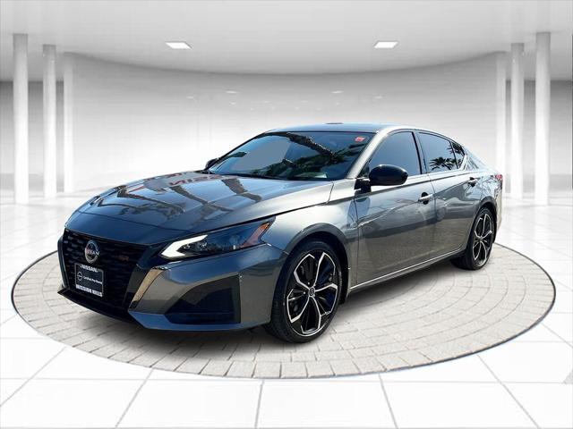 2023 Nissan Altima SR FWD
