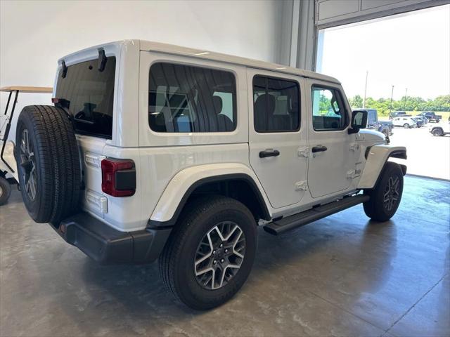 2024 Jeep Wrangler 4-Door Sahara 4x4