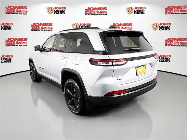 2025 Jeep Grand Cherokee Altitude X 4x4