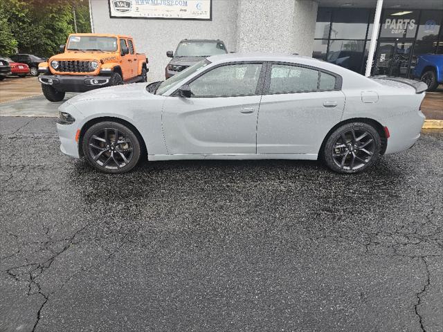 2022 Dodge Charger SXT RWD