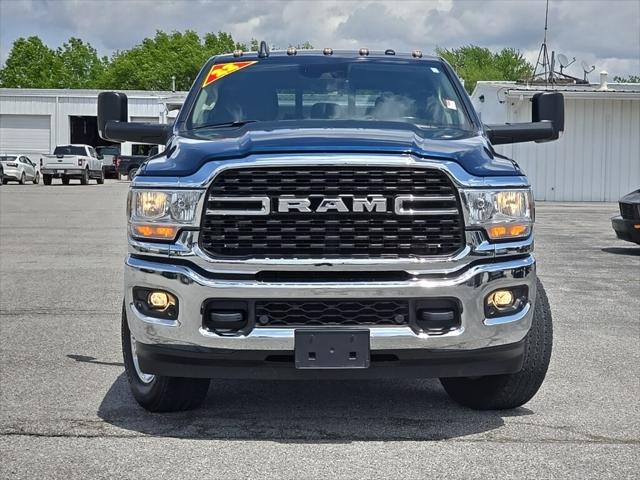 2022 RAM 3500 Big Horn Mega Cab 4x4 64 Box