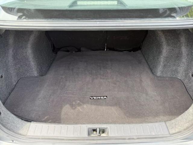 2020 Nissan Versa SV Xtronic CVT