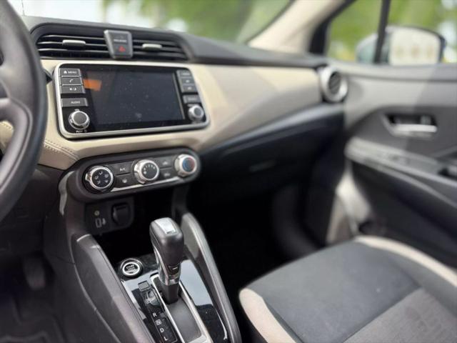 2020 Nissan Versa SV Xtronic CVT