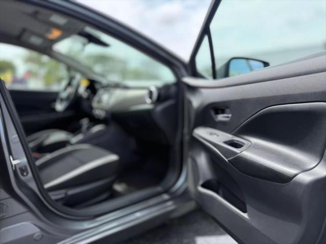 2020 Nissan Versa SV Xtronic CVT