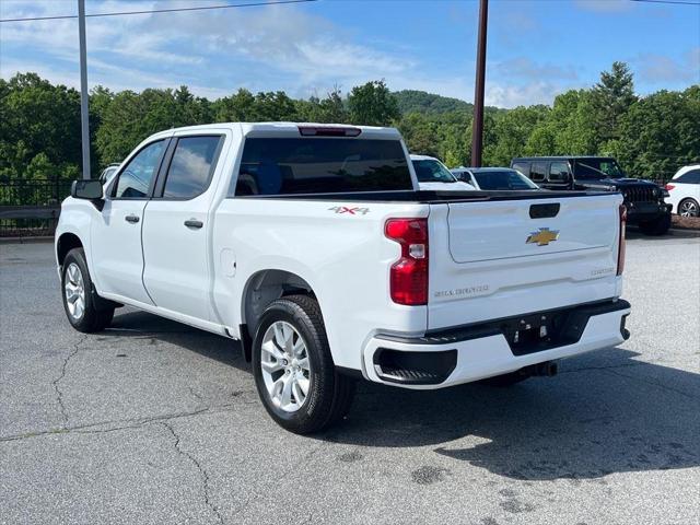 2025 Chevrolet Silverado 1500 4WD Crew Cab Short Bed Custom