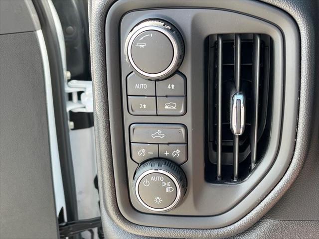 2025 Chevrolet Silverado 1500 4WD Crew Cab Short Bed Custom