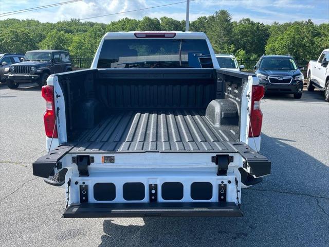 2025 Chevrolet Silverado 1500 4WD Crew Cab Short Bed Custom