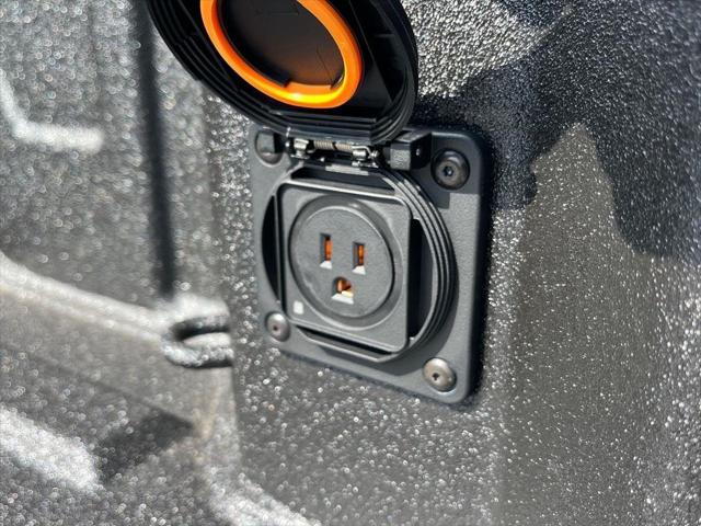 2025 Chevrolet Silverado 1500 4WD Crew Cab Short Bed Custom