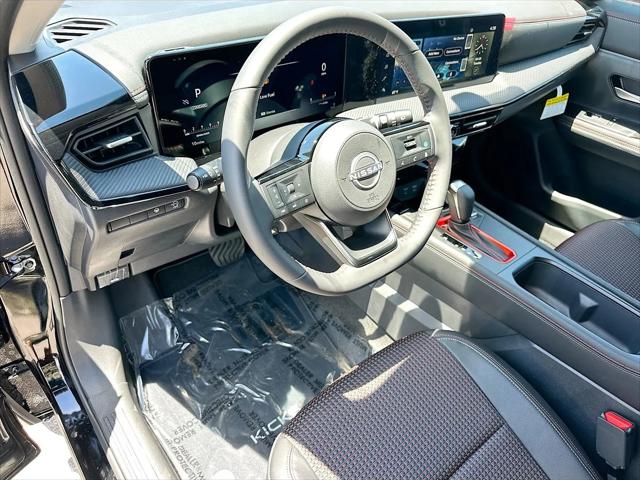 2025 Nissan Kicks SR FWD