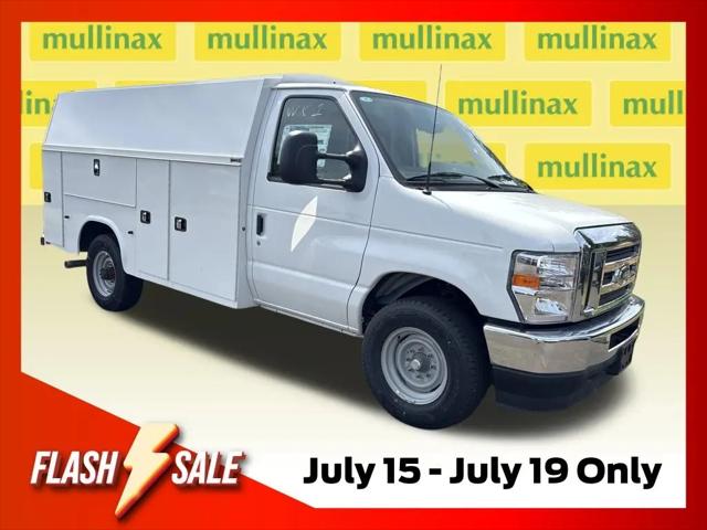 2025 Ford E-350 Cutaway E-Series Cutaway for sale in Olympia, WA