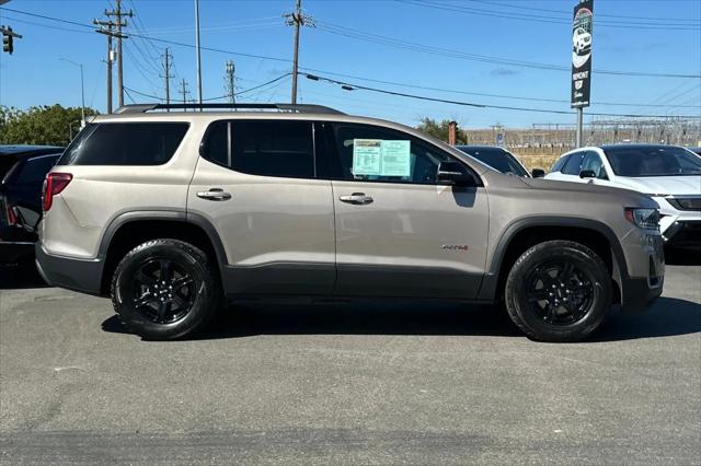 2022 GMC Acadia AWD AT4