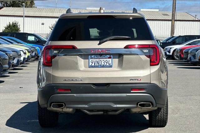 2022 GMC Acadia AWD AT4