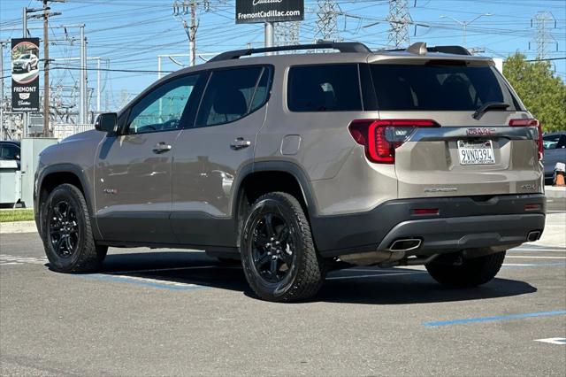2022 GMC Acadia AWD AT4