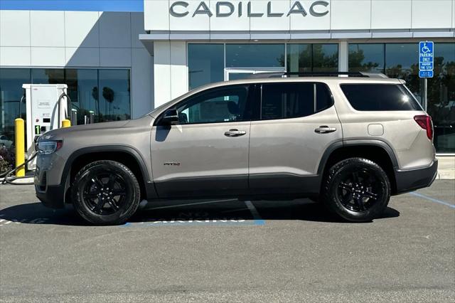 2022 GMC Acadia AWD AT4