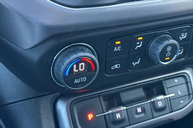 2022 GMC Acadia AWD AT4
