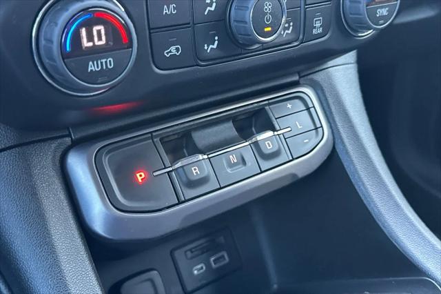 2022 GMC Acadia AWD AT4