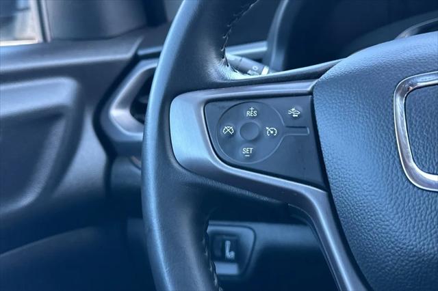 2022 GMC Acadia AWD AT4