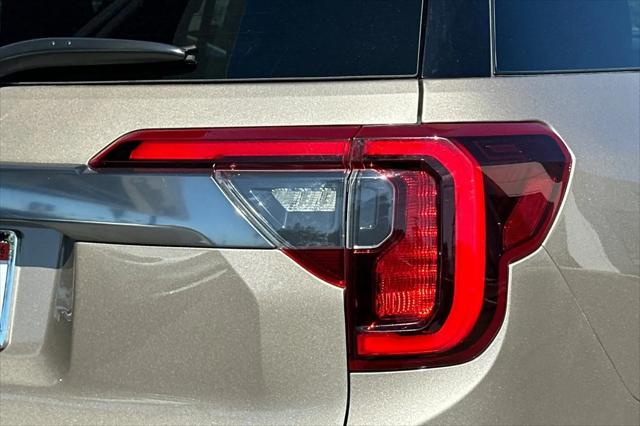 2022 GMC Acadia AWD AT4