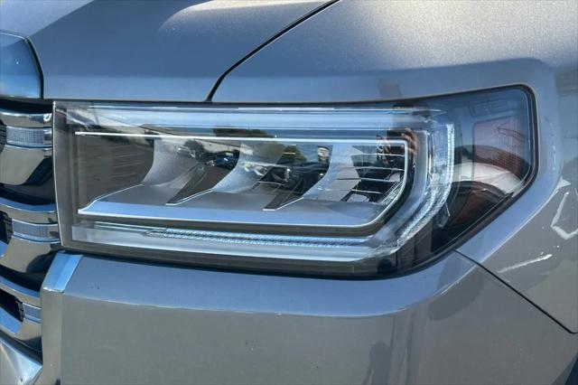 2022 GMC Acadia AWD AT4