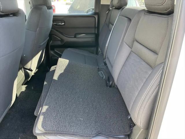 2023 Nissan Frontier Crew Cab SV 4x4