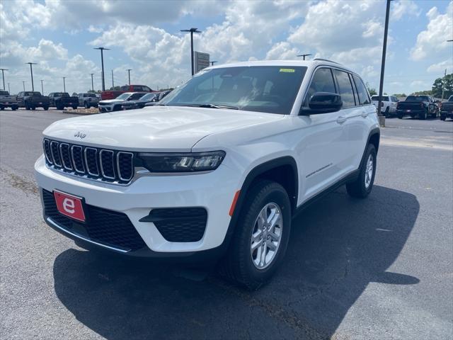2025 Jeep Grand Cherokee Laredo 4x4