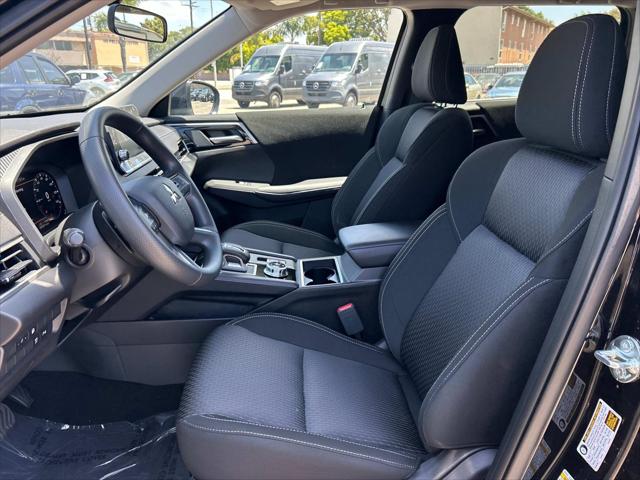 2025 Mitsubishi Outlander PHEV ES S-AWC