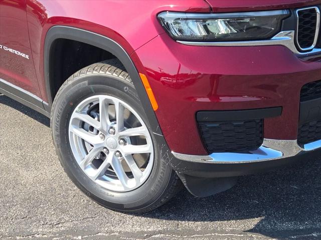2025 Jeep Grand Cherokee GRAND CHEROKEE L LAREDO X 4X4