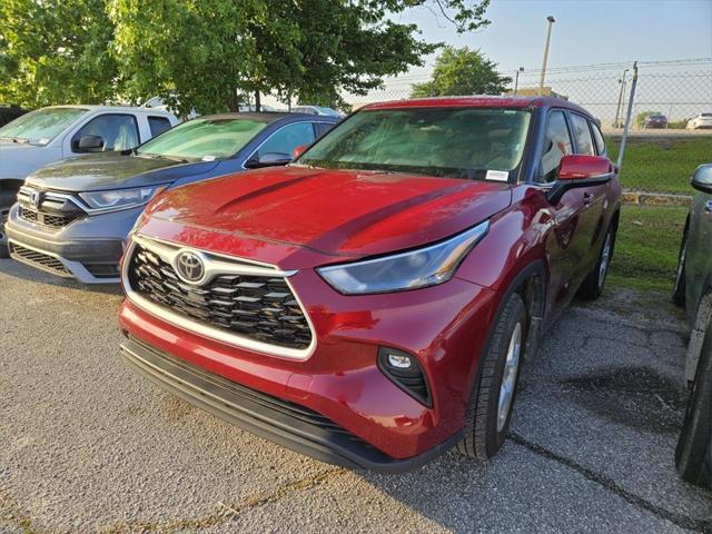 2023 Toyota Highlander LE