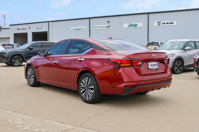 2025 Nissan Altima SV FWD
