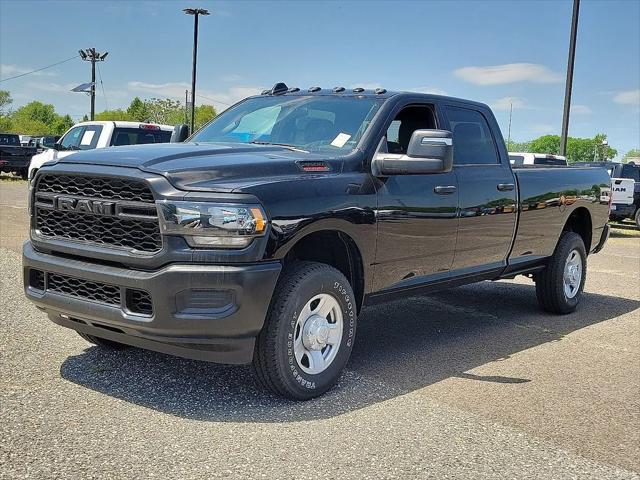 2024 RAM 2500 Tradesman Crew Cab 4x4 8 Box