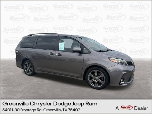 2019 Toyota Sienna SE Premium 8 Passenger