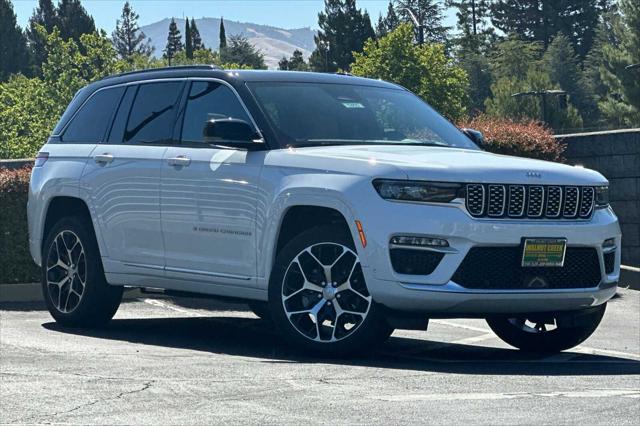 2025 Jeep Grand Cherokee GRAND CHEROKEE SUMMIT RESERVE 4X4