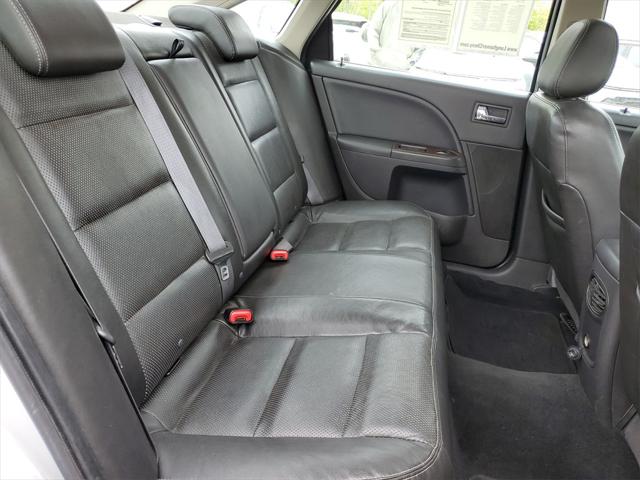 Used 2009 Ford Taurus For Sale in Waterford Twp, MI