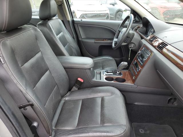Used 2009 Ford Taurus For Sale in Waterford Twp, MI