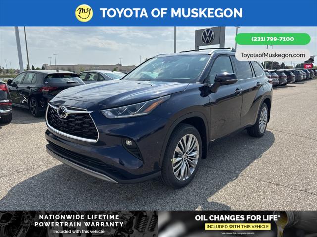 2025 Toyota Highlander Hybrid Platinum