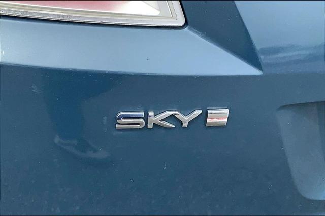 2007 Saturn Sky Red Line