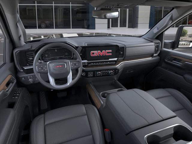 2025 GMC Sierra 2500HD 4WD Crew Cab Standard Bed SLT