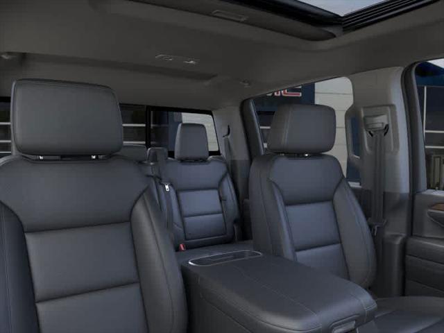 2025 GMC Sierra 2500HD 4WD Crew Cab Standard Bed SLT