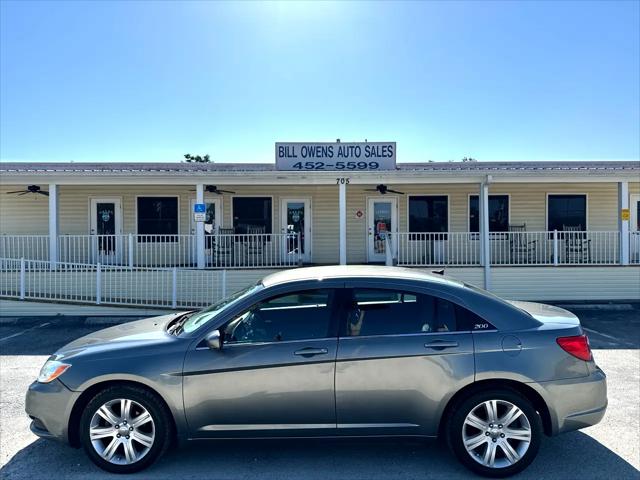 2013 Chrysler 200 Touring