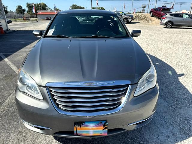 2013 Chrysler 200 Touring