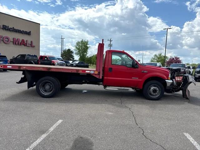 2003 Ford F-450 Regular Cab 4WD DRW