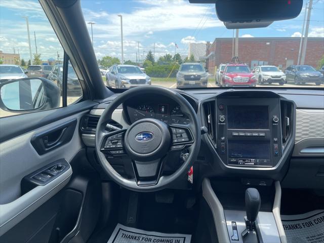 2025 Subaru Forester Base