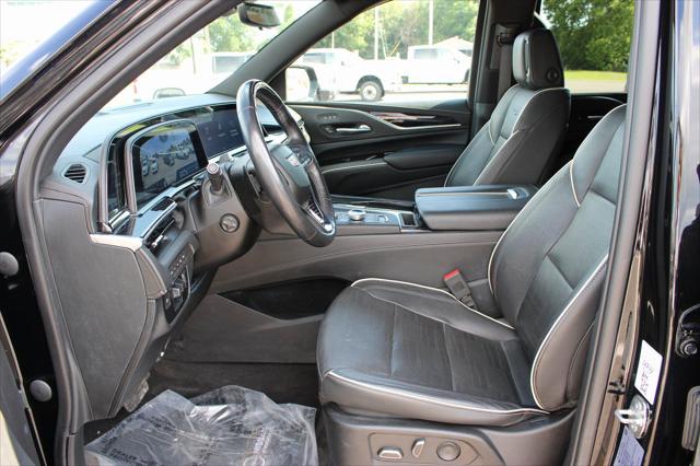 2023 Cadillac Escalade ESV 4WD Sport